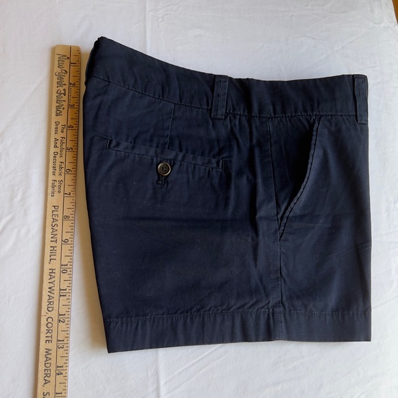 Uniqlo shorts size 2 in great condition!! - Picture 3 of 12